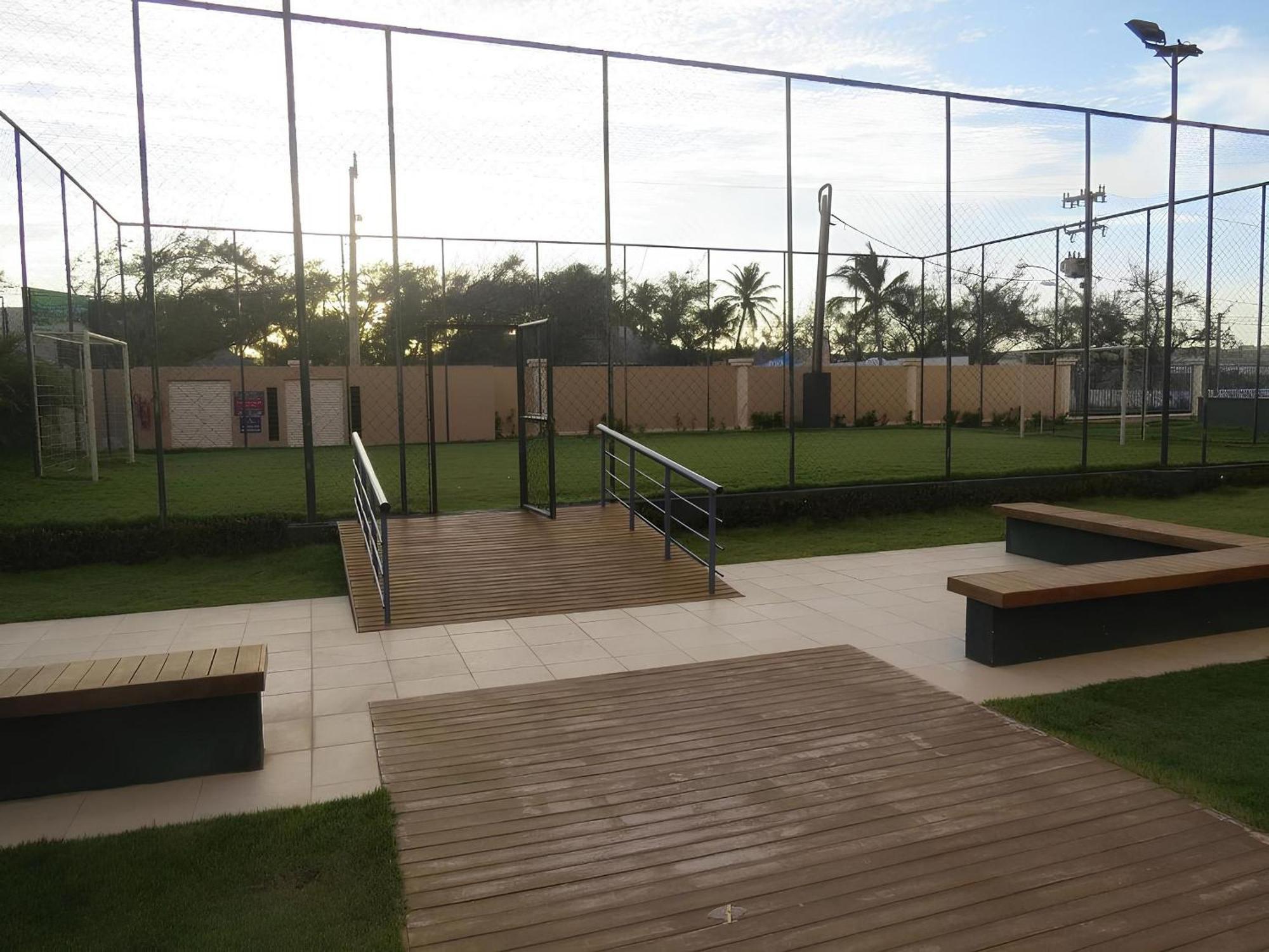 De Temporada Em Village Do Futuro *